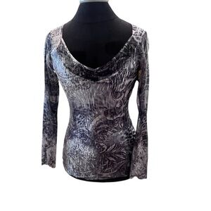 Komarov Elegant Gray Patterned Crinkle Top  S